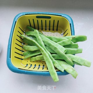 肉丝鸡蛋炒芸豆步骤2