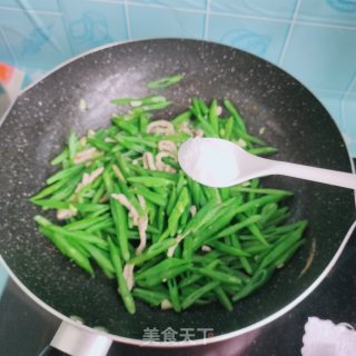 肉丝鸡蛋炒芸豆步骤13