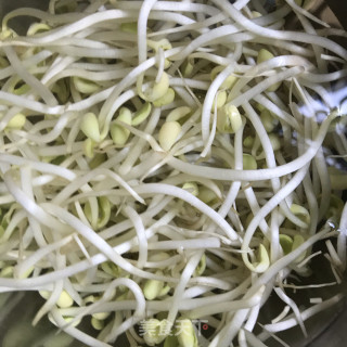三汁鸡翅鲜虾焖锅步骤3