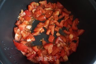 不加一滴水の番茄鸡步骤3
