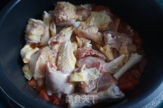不加一滴水の番茄鸡步骤6