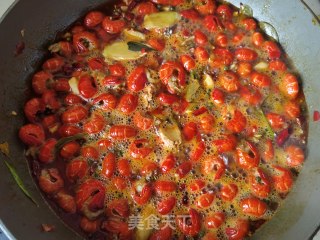 芹菜洋葱炒龙虾尾步骤13