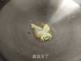 青椒炒糟小肠步骤2