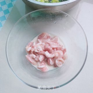 西蓝花炒肉步骤2