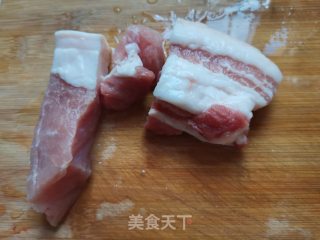 白薯烧肉步骤1