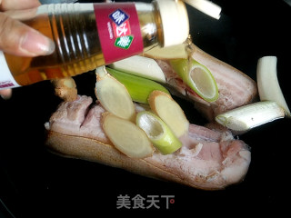 马兰干烧肉步骤5