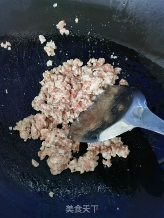 肉末炒莴笋步骤3