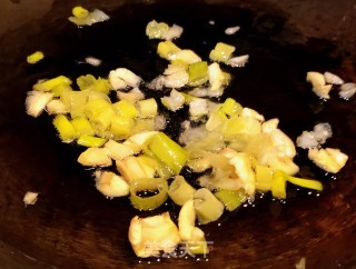西红柿香菇豆腐煲#下饭菜#步骤6