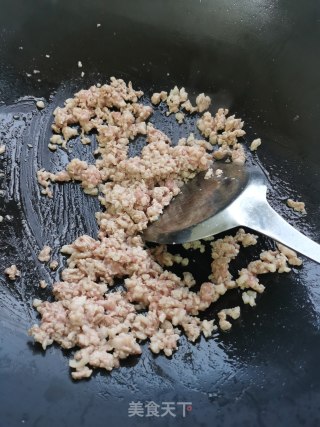肉末焖芋头步骤6