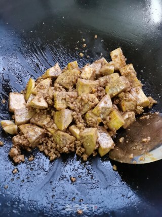 肉末焖芋头步骤10