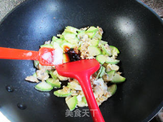 鸡蛋蛤蜊肉炒西葫芦步骤8