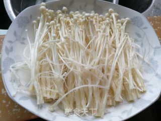 蒜茸金针菇蒸丝瓜步骤3