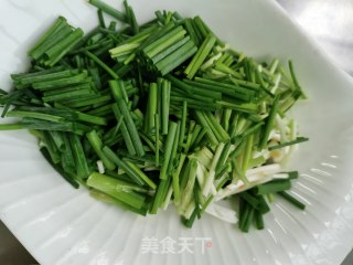 葱姜炒虾仁步骤3
