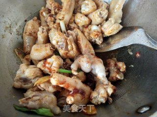鸡爪鸡腿煲步骤7