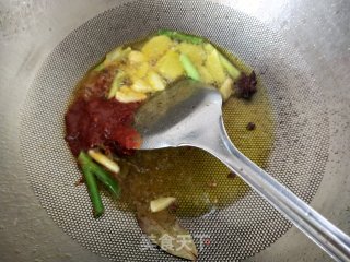鸡爪鸡腿煲步骤6