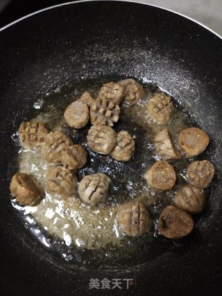 潮汕牛肉丸炒小芹菜步骤2