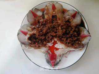 食光有约之扇花鱼步骤2