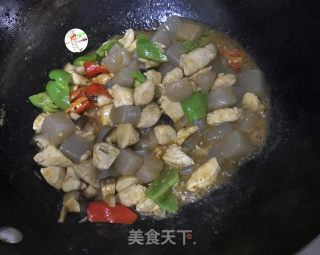 辣椒酱鸡胸肉炒魔芋步骤14