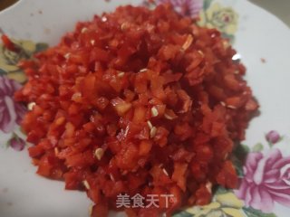 虾皮炒辣椒末步骤1
