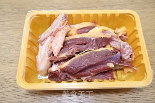 浓香入味的胡萝卜土豆焖鸭肉步骤1