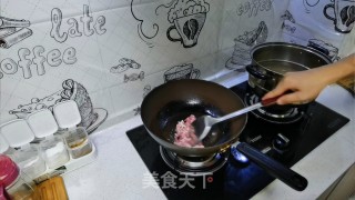 猪肉粉条炖豆皮步骤2