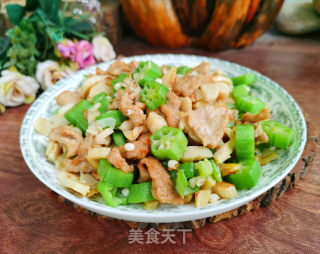 雷笋秋葵炒肉片步骤7