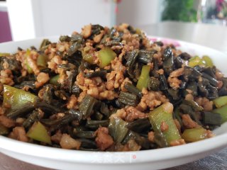 干豆角炒肉末步骤7