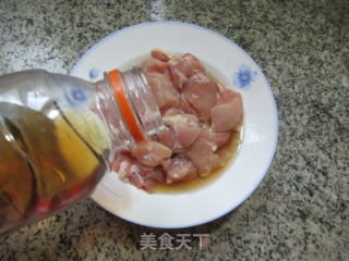 毛豆香菇鸡腿肉丁饭步骤6