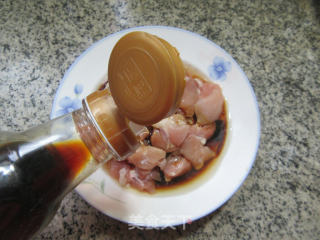 毛豆香菇鸡腿肉丁饭步骤7