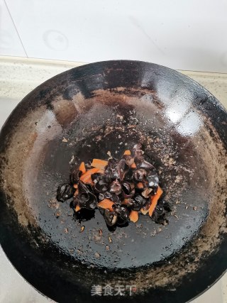 冬笋炒鸡片步骤5