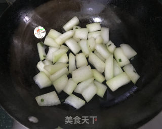 黑椒牛肉烩冬瓜步骤4