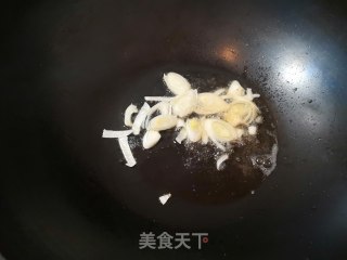 黄瓜干炒肉片步骤7