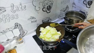 茴子白炒肉步骤7