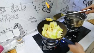 茴子白炒肉步骤9