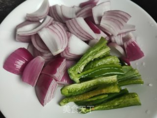 黑木耳洋葱炒蛋步骤2