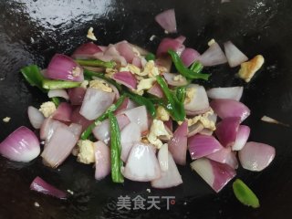 黑木耳洋葱炒蛋步骤8