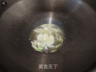 爆炒鱼肚步骤4