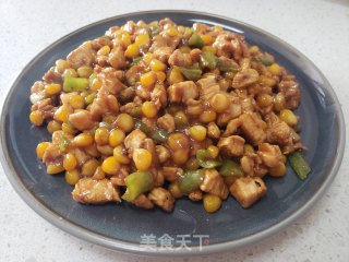 玉米粒炒鸡丁步骤7