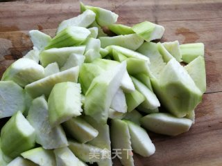 丝瓜炖小酥肉步骤3