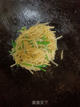 葱炒土豆丝步骤4