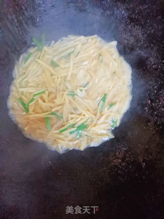 葱炒土豆丝步骤5