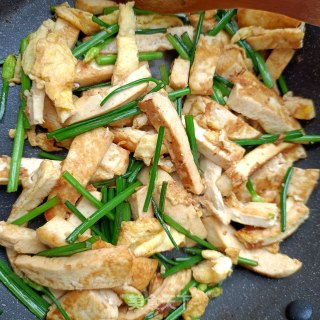 韭苔炒豆腐步骤17