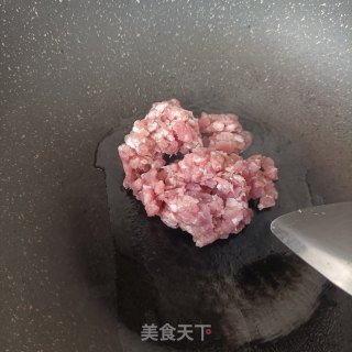 肉末炒线椒丁步骤7