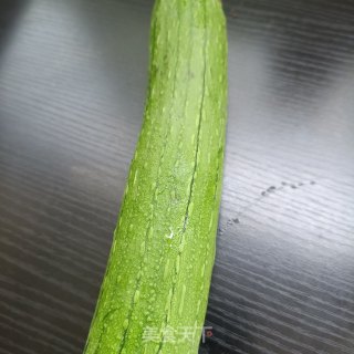 肉馅鲜虾丝瓜盅步骤2