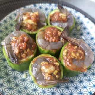 肉馅鲜虾丝瓜盅步骤15