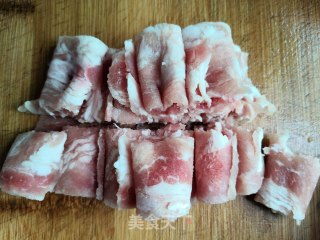 孜然牛肉炒圆葱步骤3