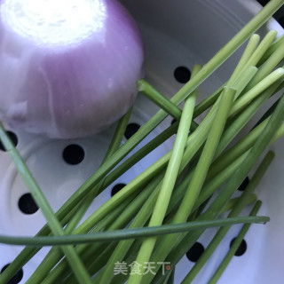 香辣烤鲈鱼步骤2