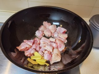 小鸡翅炖红蘑步骤4
