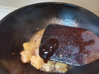 小鸡翅炖红蘑步骤8