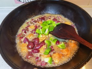 小鸡翅炖红蘑步骤14